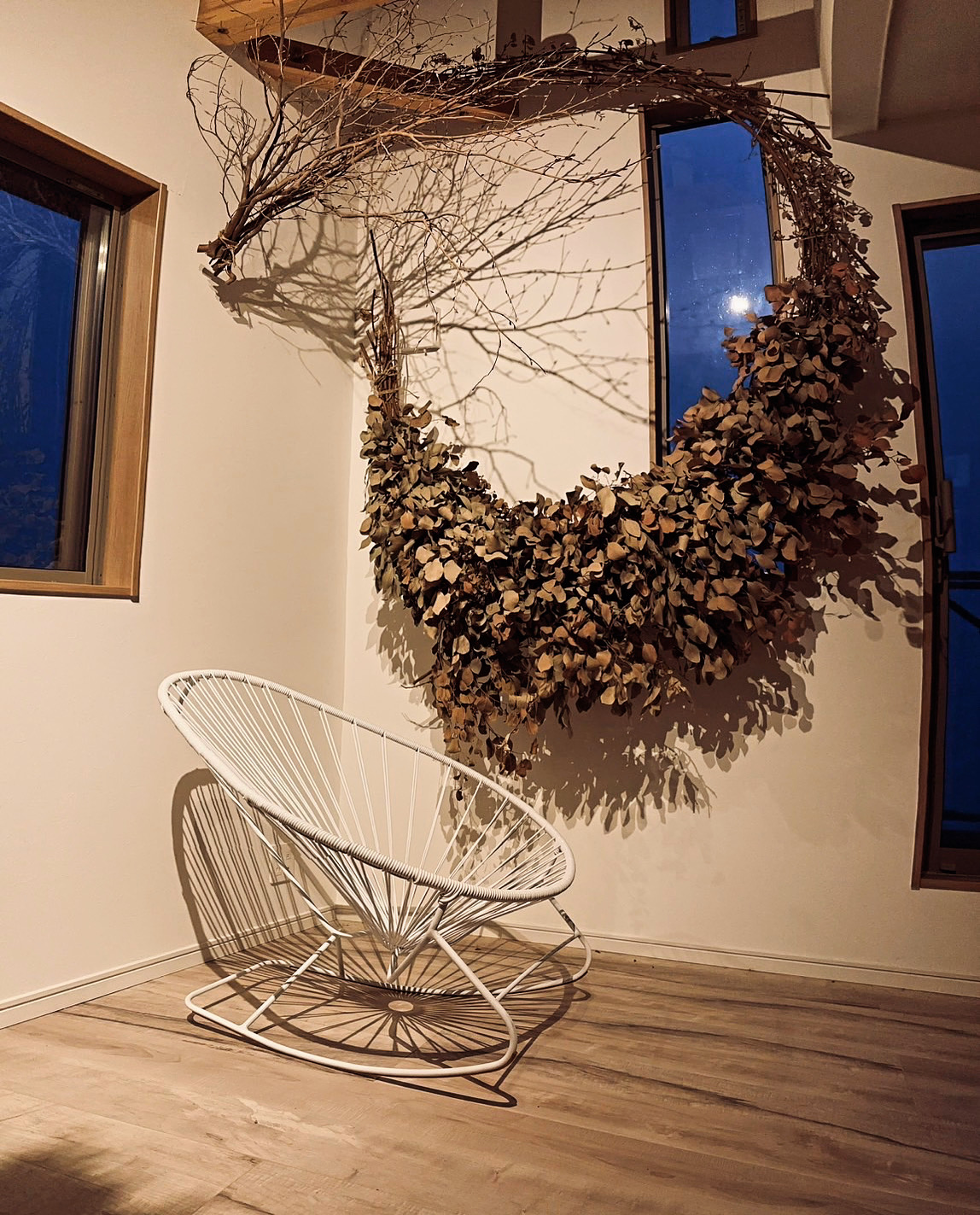 カラフルなチェア — サロン空間